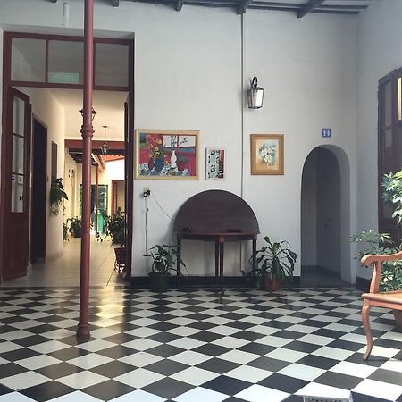 Posada Casa De Borgona Salta Eksteriør billede